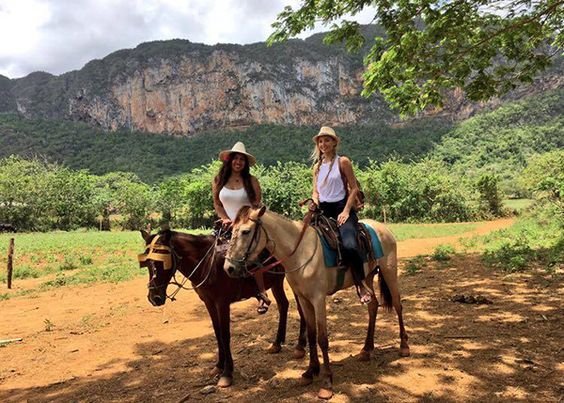 Horseback Riding in the mountains of Costa Rica