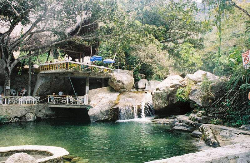 El Eden waterfalls and restaurant